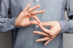 Богослужение с сурдопереводом: общину глухонемых верующих создадут в Беларуси