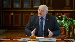 Лукашенко поручил привести в порядок дороги между райцентрами и агрогородками