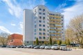 Знали про этот треугольный клубный дом из нулевых? У него – интересная история