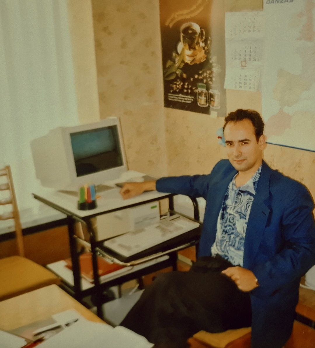«Первую перевозку организовал на декретные деньги жены». Кубинец, который стал «крестником Фиделя», приехал в Беларусь и в 90-е построил здесь транспортный бизнес
