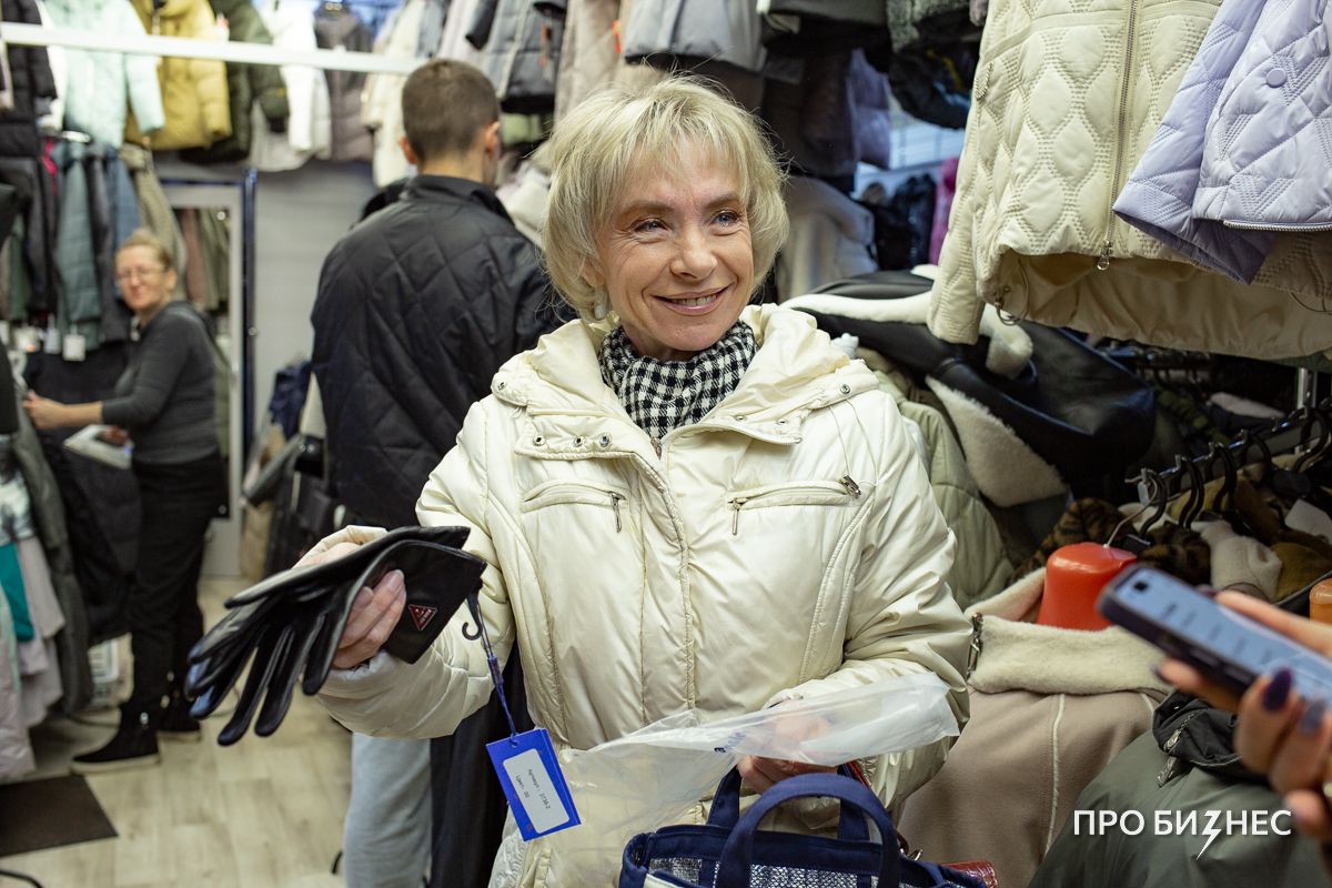 «Не скажу, что бедствуем, но похвастаться стабильно хорошими продажами тоже не смогу». Как живет «Подземный город», один из самых старых минских ТЦ