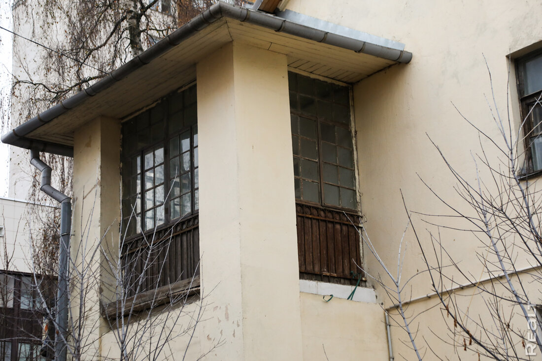 «Этот район — островок спокойствия». Как живется на улице Кузьмы Чорного за проспектом