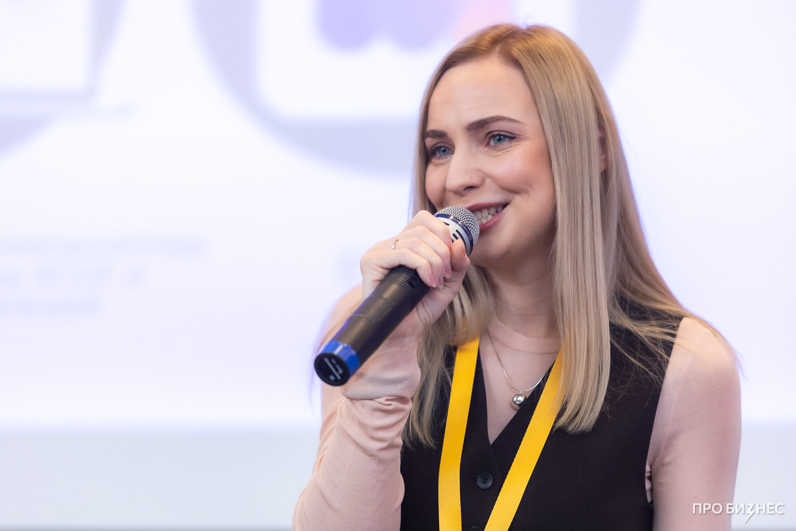 Клиентский опыт — хайп или рабочий инструмент для успешных продаж и бизнес-процессов: опыт крупного банка