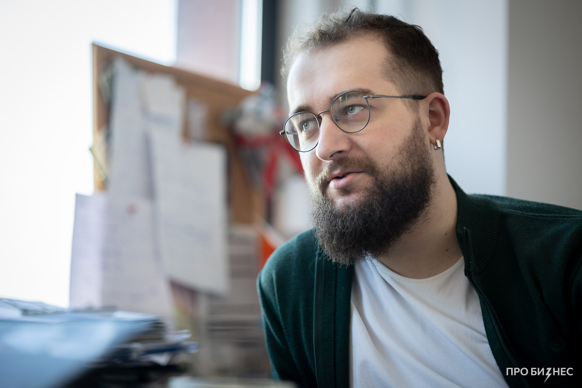 «Попробовал искать работу — ничего не нашел. Пришлось открывать свое дело». Инженер научился зарабатывать в бизнесе и мечтает создать приборостроительный завод
