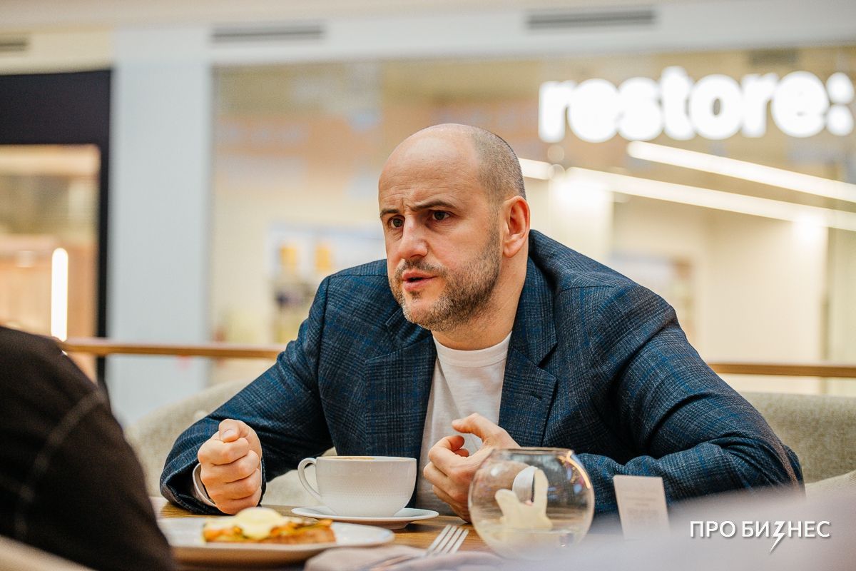 «К 30 я почувствовал себя действительно богатым, но жизнь — это больше, чем просто бизнес или рост доходов». Предприниматель построил в регионе крупный сервис такси и продал его Яндексу