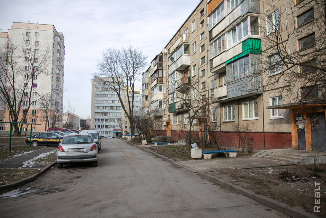 «‎Сейчас это тихий центр». Как живется в недорогих хрущевках у метро «‎Пушкинская»