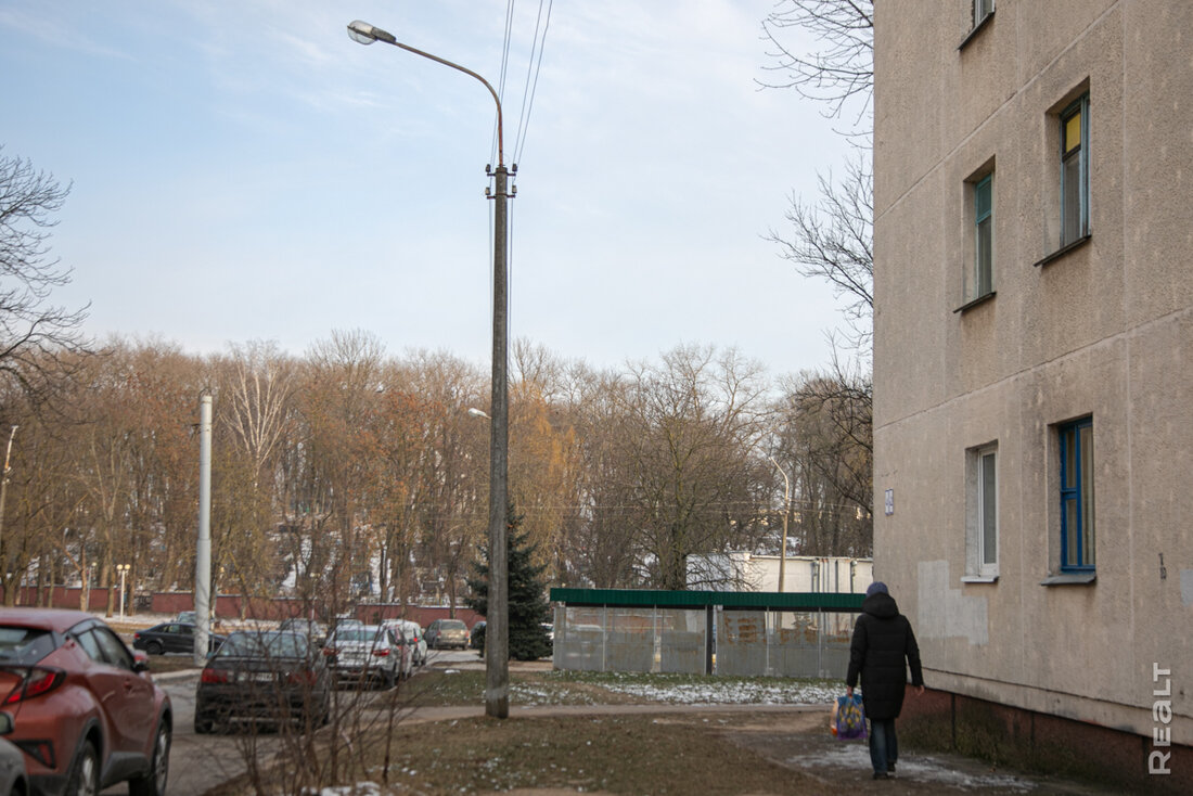 «‎Сейчас это тихий центр». Как живется в недорогих хрущевках у метро «‎Пушкинская»