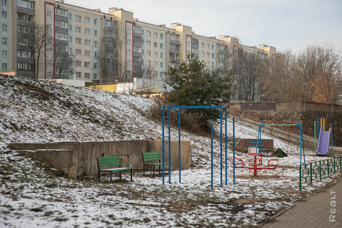 «‎Сейчас это тихий центр». Как живется в недорогих хрущевках у метро «‎Пушкинская»