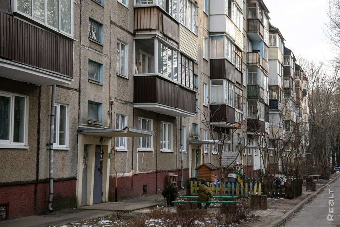 «‎Сейчас это тихий центр». Как живется в недорогих хрущевках у метро «‎Пушкинская»