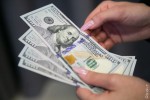 Доллар падает, а что будет с ценами квартиры? Спросили у эксперта