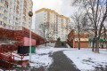 «Идеальное место для молодых семей». Как живется в советских панельках прямо у леса и Цнянки