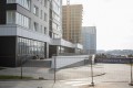 Кредиты на жилье подорожали. Значит цены наконец снизятся? Спросили у экспертов