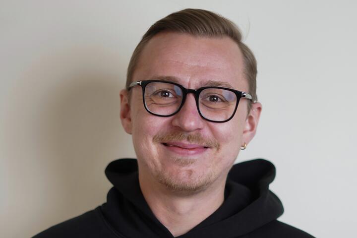 «Больше 5 лет в штате не было ни одного продажника, но мы закрывали сделки на сотни тысяч долларов». Белорус создал финтех-холдинг, чтобы упростить международные расчеты по всему миру