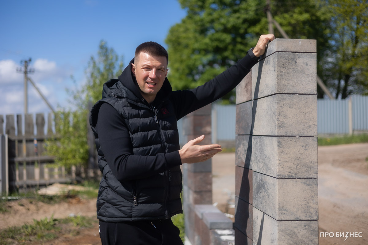 «Продал машину и добавил личные накопления, чтобы закрыть кассовый разрыв». Белорус попробовал 20 ниш для бизнеса прежде, чем найти прибыльное направление