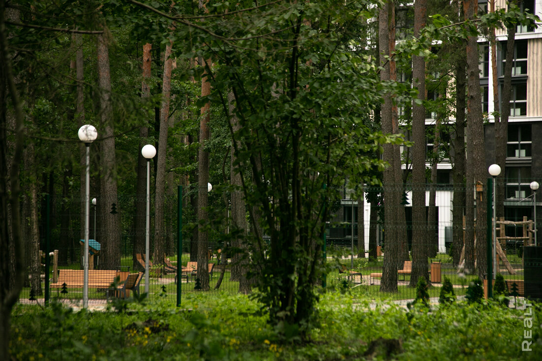 Еще есть однушки по 68 тысяч долларов. Как обживается и строится ЖК, за квартирами в котором стояли очереди