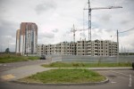 Показываем, как в Лошице строят необычную панельку для всех желающих. А какие квартиры тут еще остались?