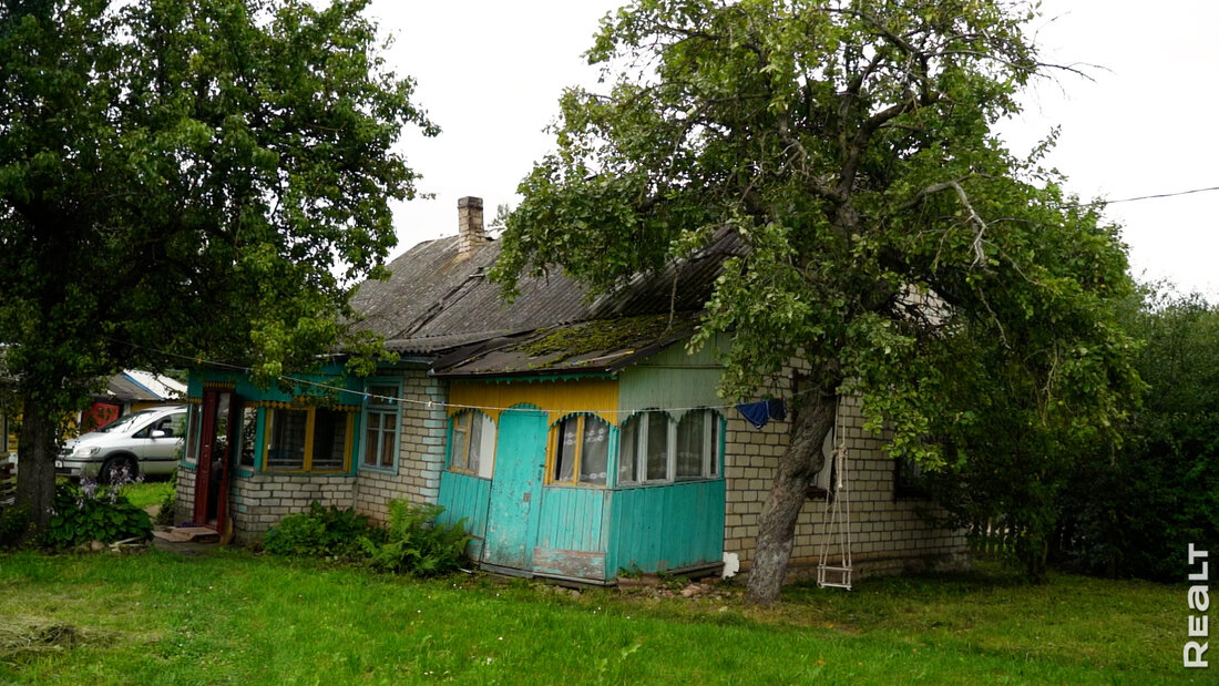 «Этот красавчик достоин жить дальше». Как семья восстанавливает родовой дом пяти поколений