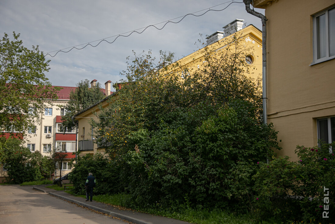 «Если что — будем тягаться по судам». Как живется в районе Макаенка, который ждут перемены