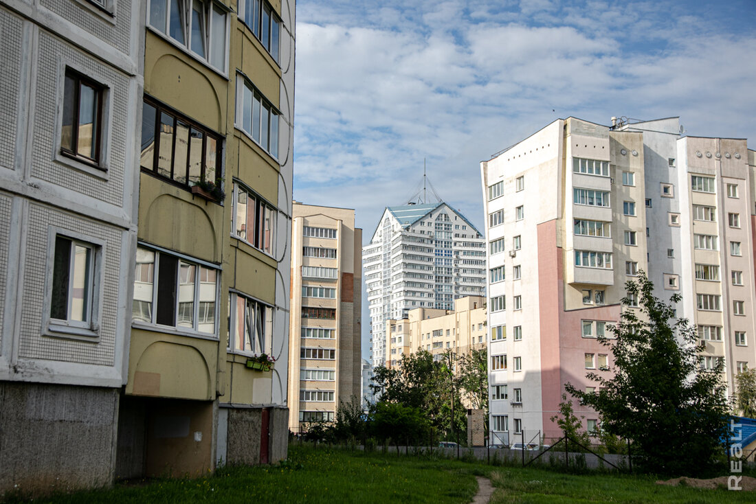 «Если что — будем тягаться по судам». Как живется в районе Макаенка, который ждут перемены