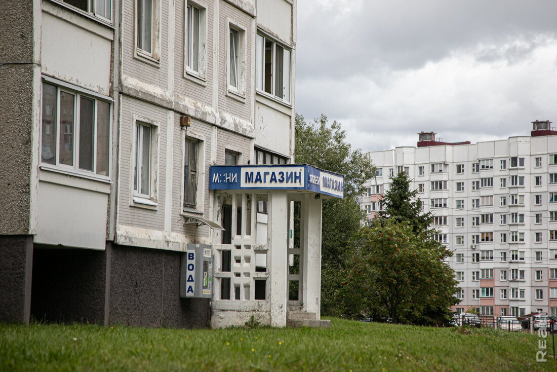 «Мы прикипели к этому месту». Как живется в первых микрорайонах независимой Беларуси в Минске