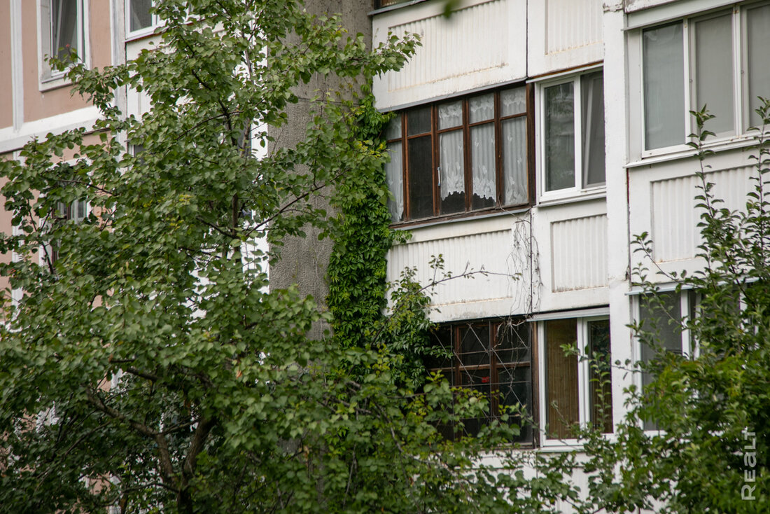 «Мы прикипели к этому месту». Как живется в первых микрорайонах независимой Беларуси в Минске