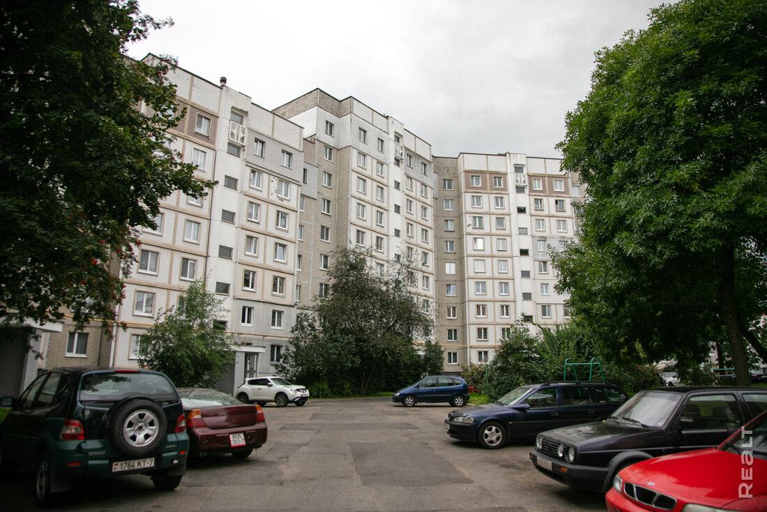 «Мы прикипели к этому месту». Как живется в первых микрорайонах независимой Беларуси в Минске