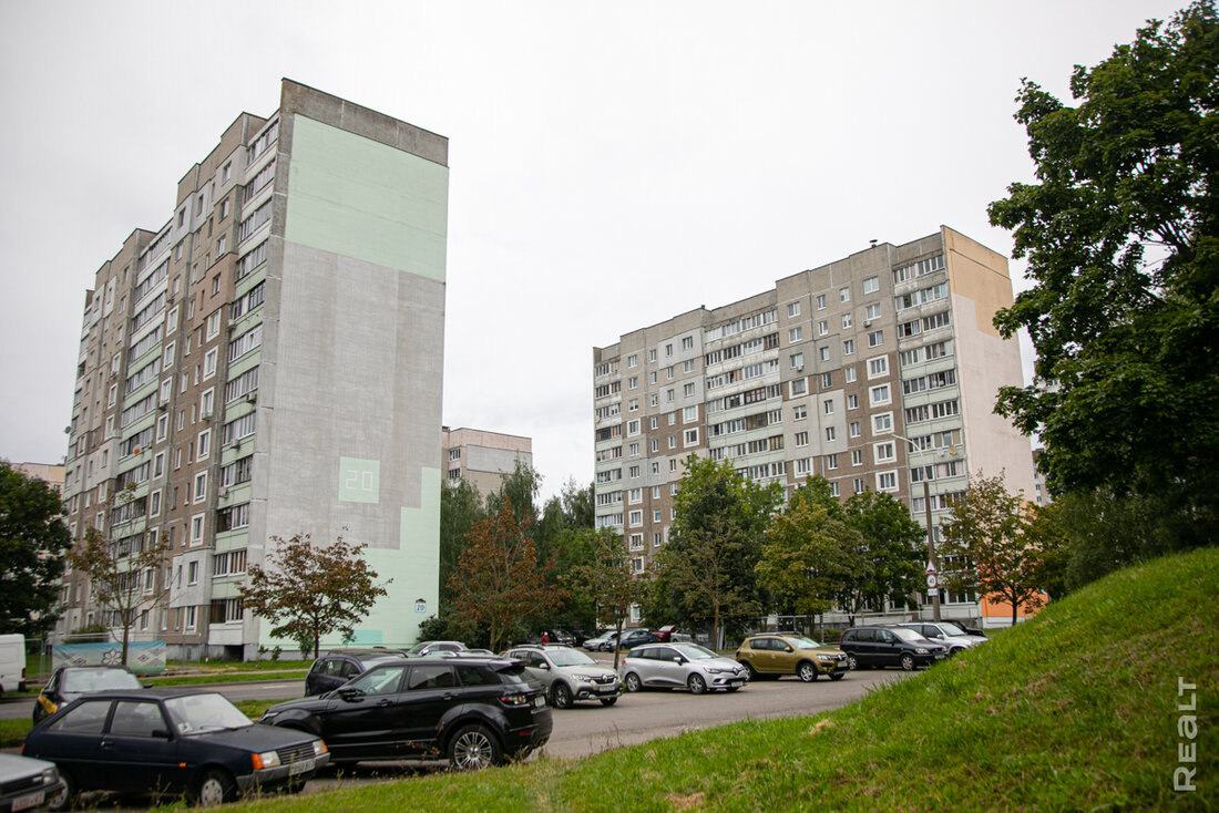 «Мы прикипели к этому месту». Как живется в первых микрорайонах независимой Беларуси в Минске