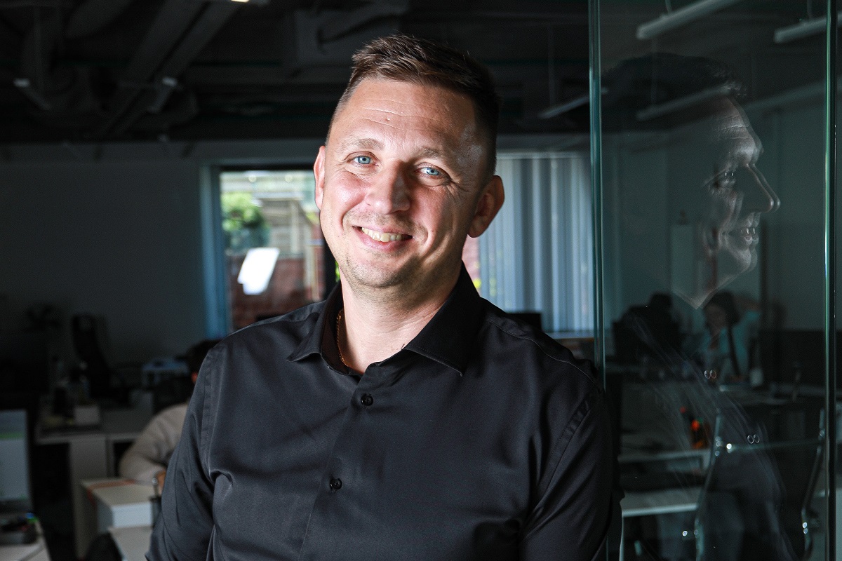 «Некоторые CRM пугают больше, чем хаос в работе». Как упростить процессы в сервисном бизнесе и не сойти с ума