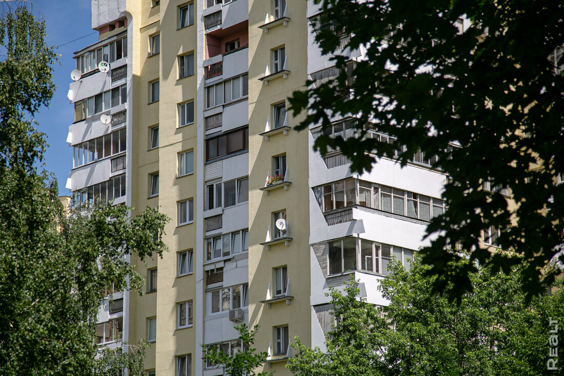 Дома тут не хуже популярной элитки в центре, а стоят дешевле. Гуляем по «неочевидно хорошим» районам Минска