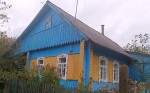 Домик в деревне нужен? Вот варианты по 42 рубля в хороших местах – у рек и озер