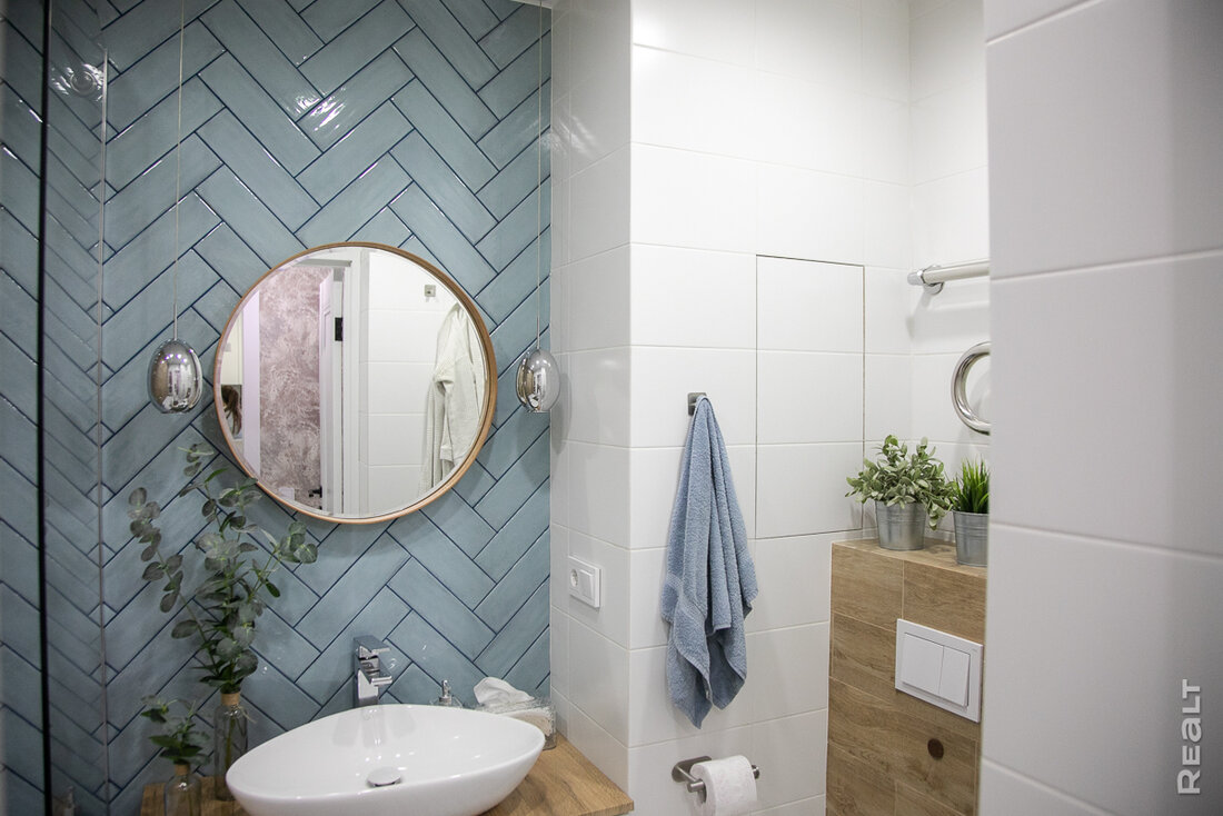 Важнее не то, что на виду, а то, что в стенах. Дизайнер показала свою квартиру в Новой Боровой