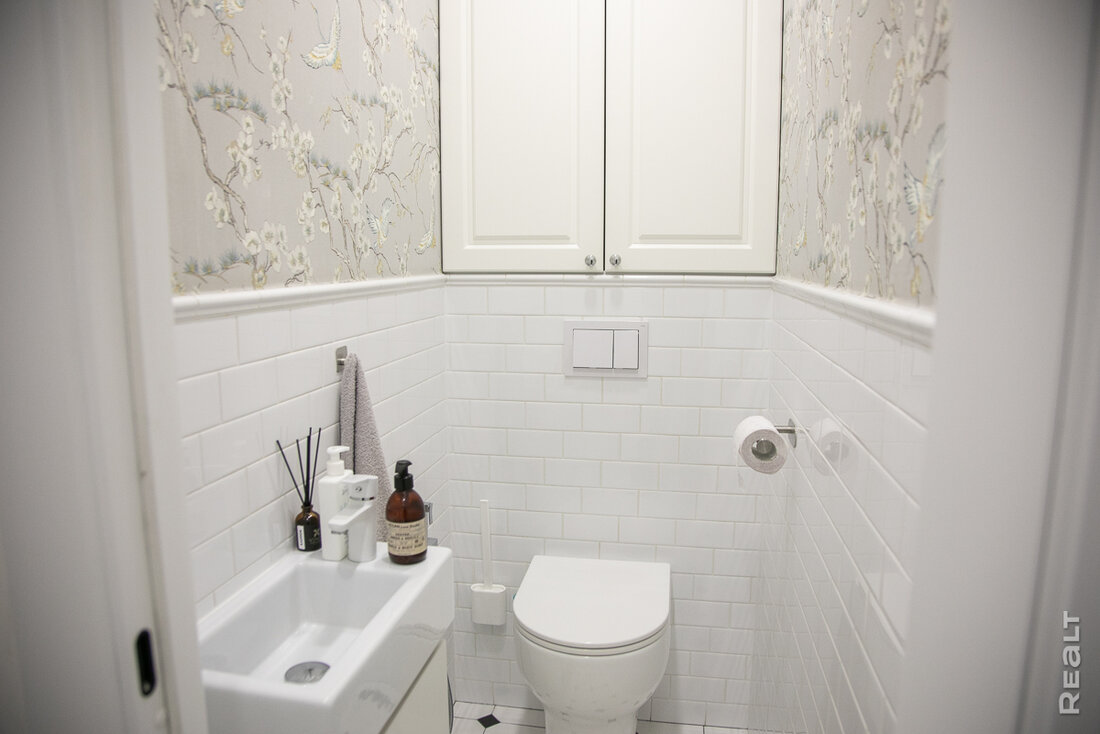 Важнее не то, что на виду, а то, что в стенах. Дизайнер показала свою квартиру в Новой Боровой