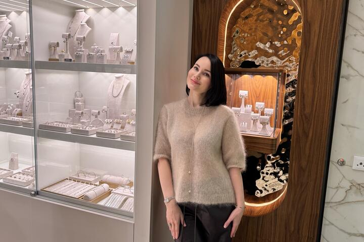 ФОТО: «Удивить покупателей — наша цель». Как ORO нашла секретный ингредиент успеха в ювелирных выставках