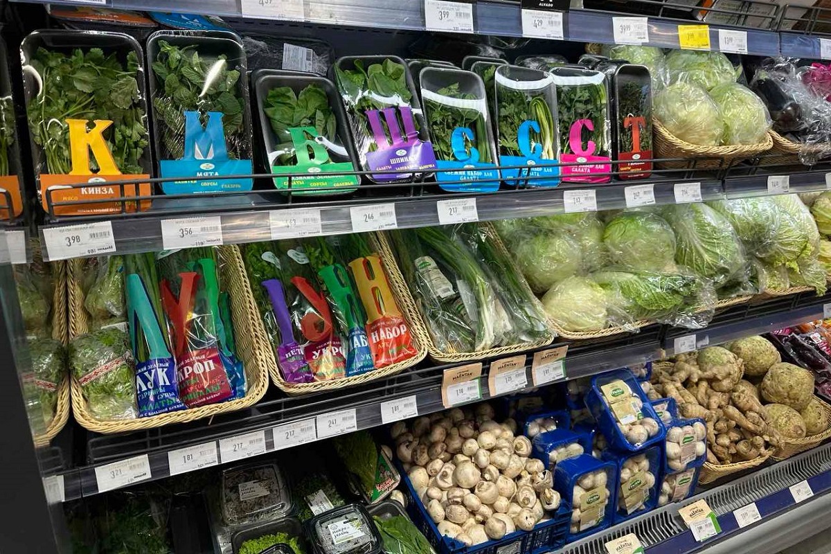 «Белорусы любят классику: лук, укроп, петрушку, но просыпается интерес и к экзотике». Основатель «Зеленой Лавки» рассказала, как развивается бизнес на свежей зелени