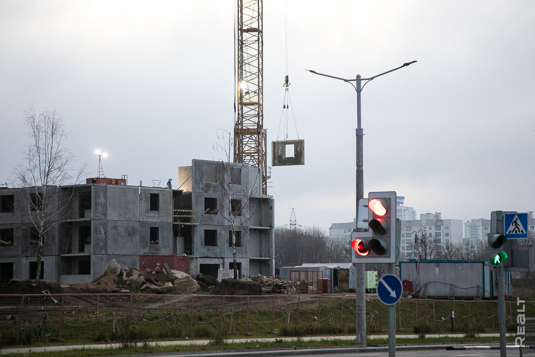 Скоро здесь будет много квартир. Посмотрели, как строятся новые кварталы Минска