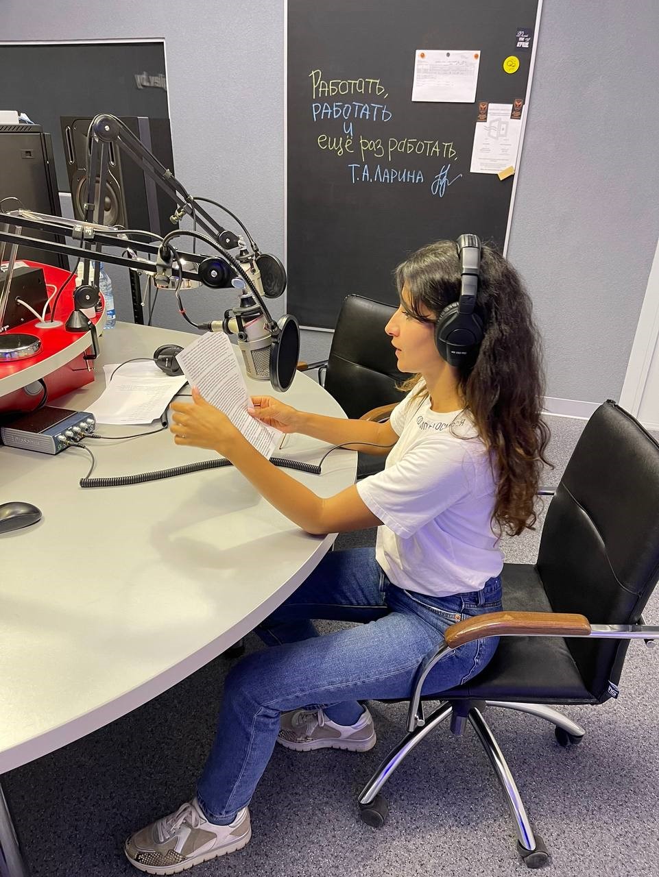 «Речь и переговоры - это канал превращения слов в деньги»: создаем очередь из клиентов и инвесторов