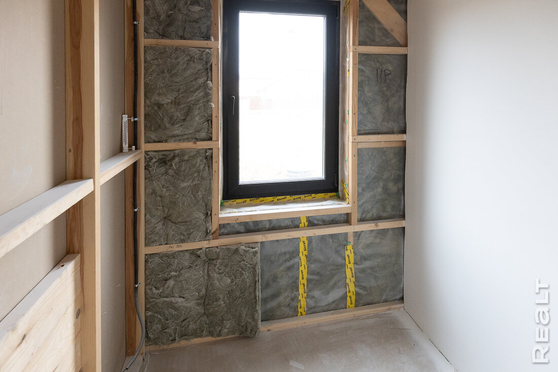 Вода в утеплителе, мыши и плесень под пленкой. На что смотреть при покупке каркасного дома