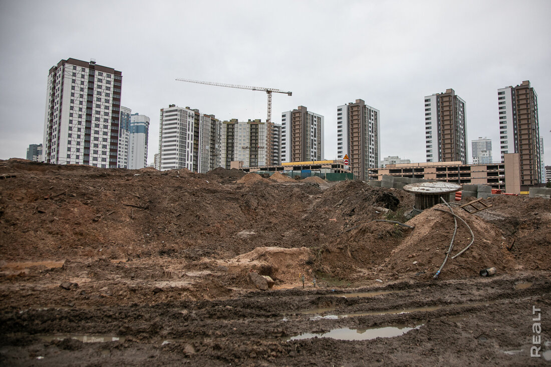 Первая новостройка на месте частного сектора на Розочке почти готова. А квартиры в ней продают?