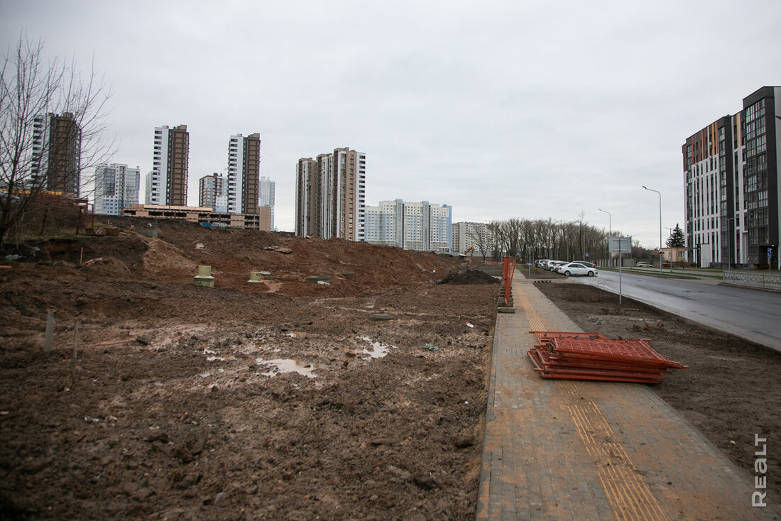 Первая новостройка на месте частного сектора на Розочке почти готова. А квартиры в ней продают?