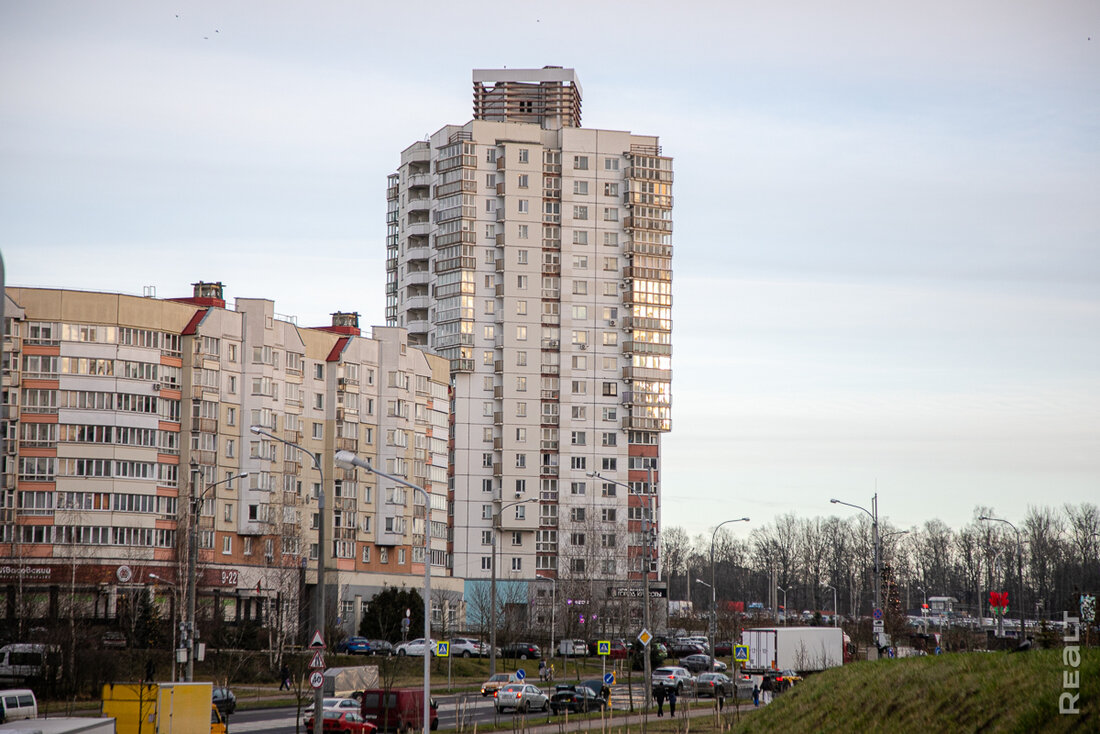 «У нас очень удачное расположение». Как живется в Брилевичах возле метро «Малиновка»