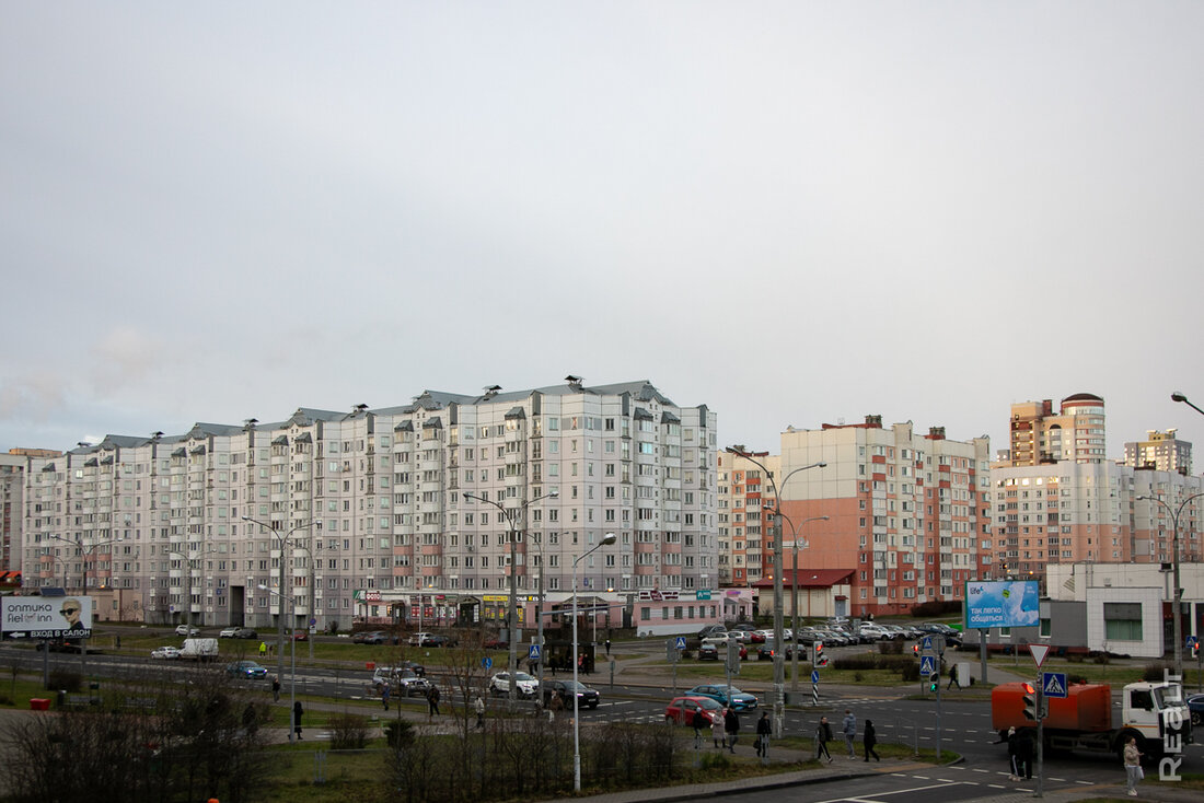 «У нас очень удачное расположение». Как живется в Брилевичах возле метро «Малиновка»