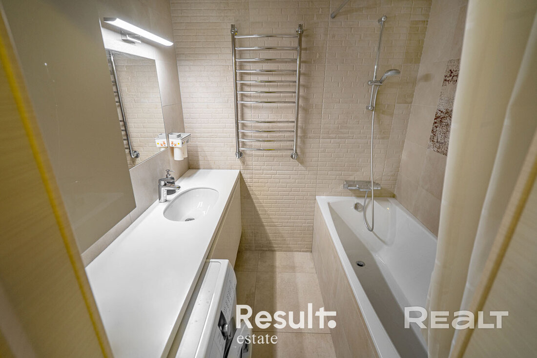 «У нас очень удачное расположение». Как живется в Брилевичах возле метро «Малиновка»