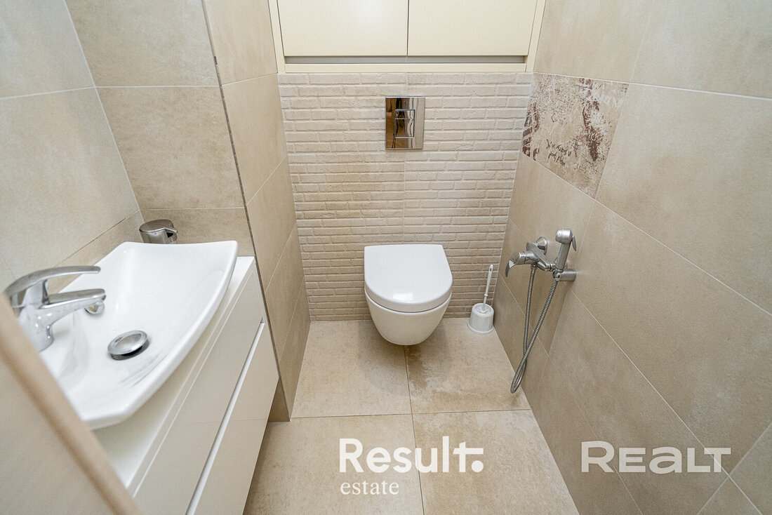 «У нас очень удачное расположение». Как живется в Брилевичах возле метро «Малиновка»