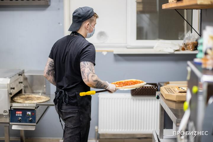 ФОТО: Почему рынок труда вошел в 2026 в режиме высокого напряжения: статистика по месяцам, регионам и отраслям