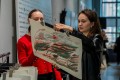 Без таблички «руками не трогать» и куратора с указкой. К чему приводят коллаборации бизнеса и искусства