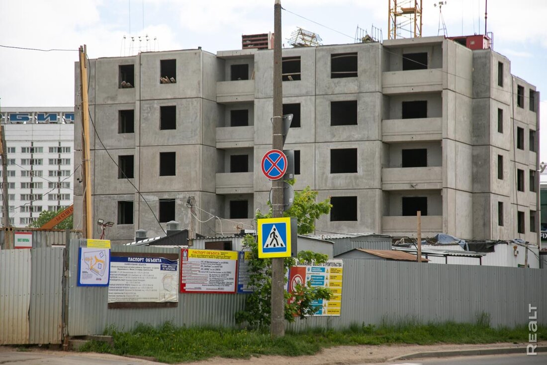 В этом ЖК осталось много квартир, есть и готовые. Посмотрели, как строится «Гулливер»