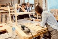 «До сих пор закрываем убытки из-за пандемии». Как работает столярный коворкинг в Минске