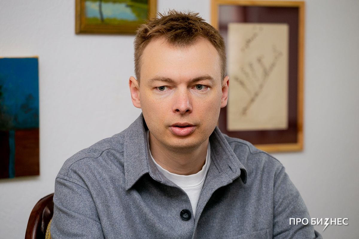 «Мы думали, что быстренько станем миллиардерами». Как устроен бизнес на ИИ-менеджерах