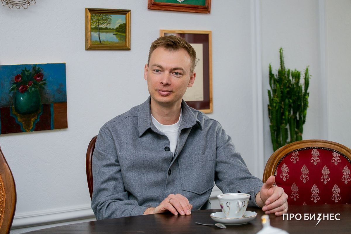 «Мы думали, что быстренько станем миллиардерами». Как устроен бизнес на ИИ-менеджерах